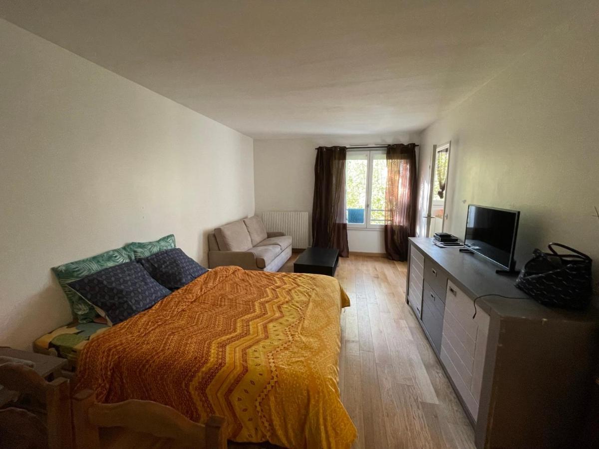 Appartement 35 M2 Creteil L Echat Buitenkant foto